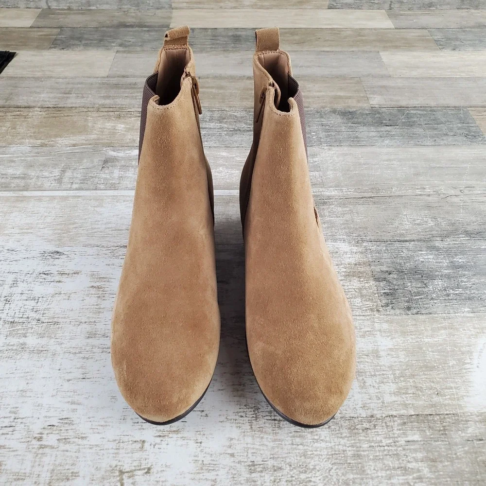 Aerosoles Alisa Women Wedge Bootie Sz 6 M Light Tan Suede Weatherproof Side Zip